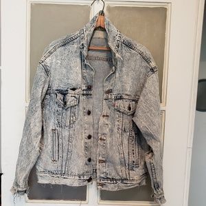 Vintage Levi's distressed denim jacket